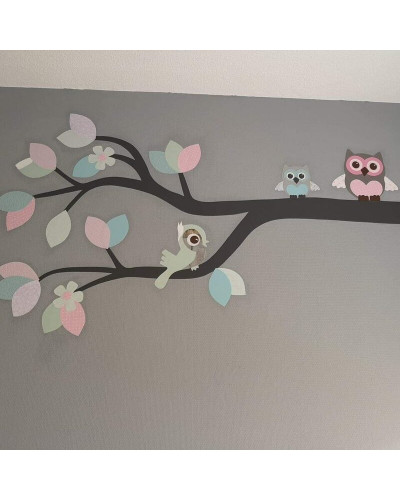 Behang muursticker sierlijke uilentak mintgroen roze blauw. met bloemen voor de baby- en kinderkamer.