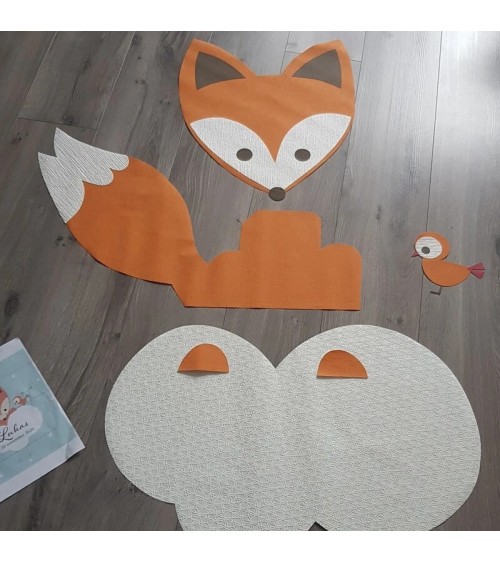 Behangsticker kinderkamer vos op wolk met vogel.