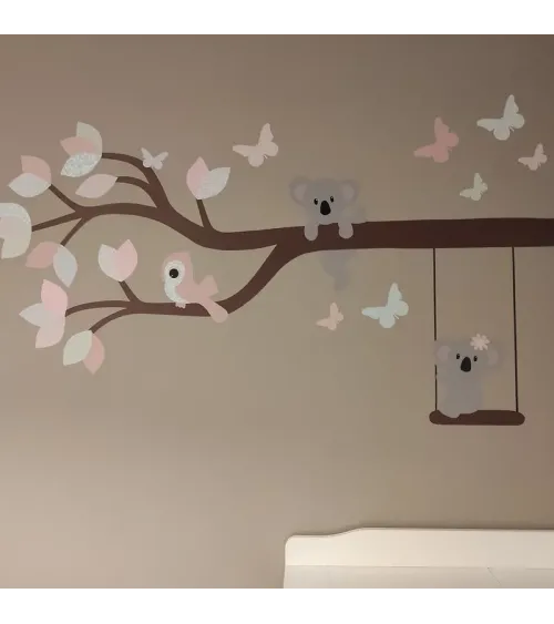 Behang (muur)sticker kinderkamer tak met dieren naar keuze roze