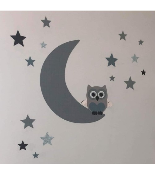 Behang muursticker babykamer uiltje op de maan en sterren in grijs groen.