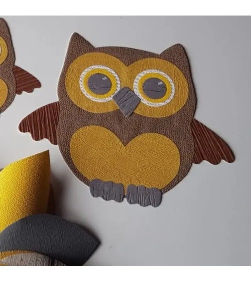 Muursticker kleine behang uil oranje, groen en roest.