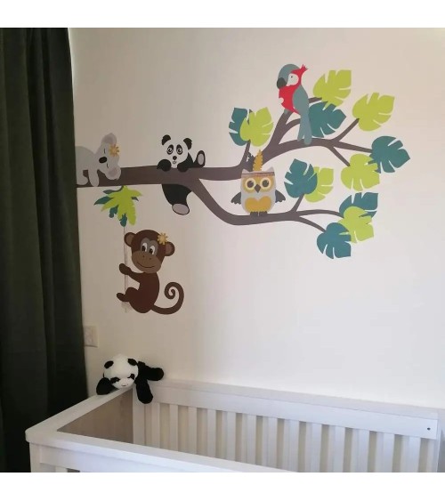 Behangmuursticker jungletak babykamer met grote aap.