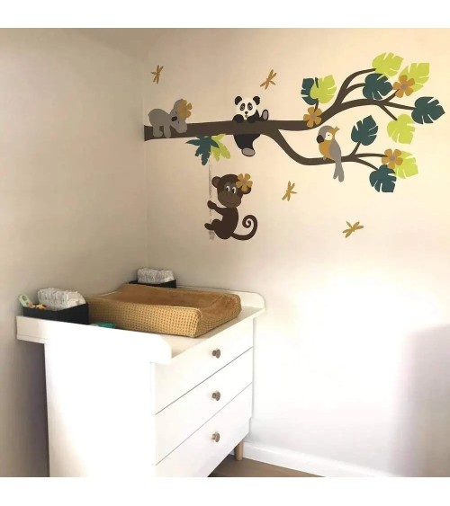 Behangmuursticker jungletak babykamer met grote aap.