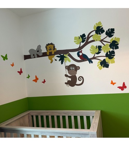 Behangmuursticker jungletak babykamer met grote aap.