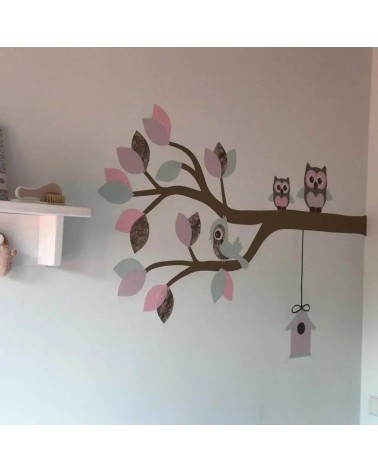 Behangsticker babykamer meisje sierlijke tak met uilen in mintgroen en roze