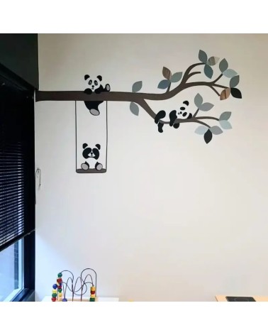 Behangsticker babykamer tak met pandaberen oudgroen.