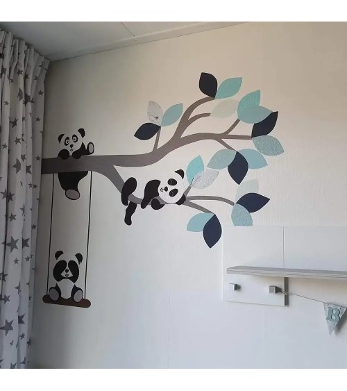 oud groene tak met pandaberen muurdecoratie babykamer.