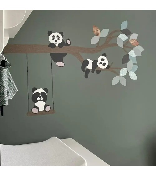 oud groene tak met pandaberen muurdecoratie babykamer.