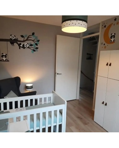 Combi deal set behangstickers babykamer panda op man en pandatak in blauwtinten en okergeel.