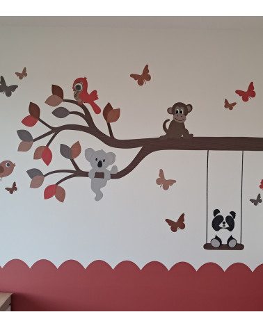 Behangsticker tak met vrolijke dieren roest.