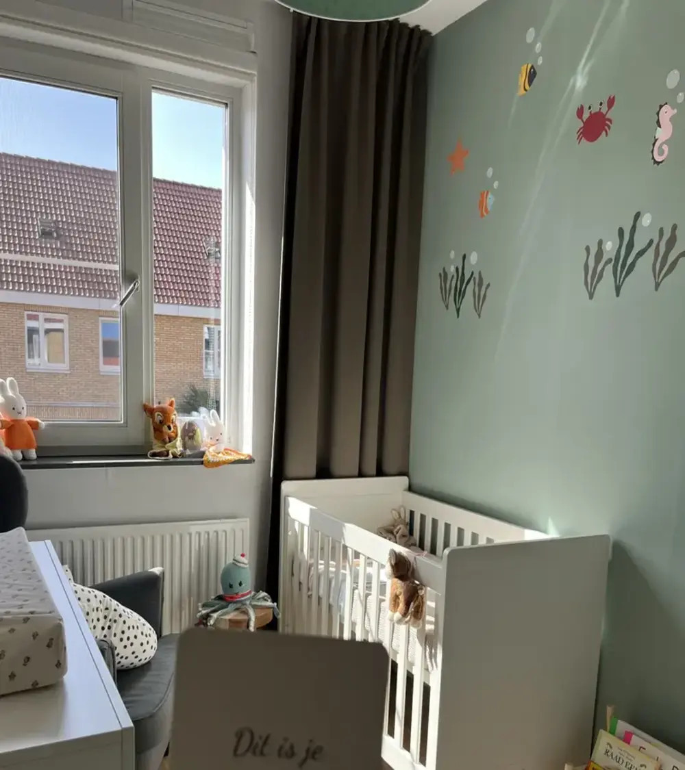 Voorbeeldfoto oceaan behangstickers voor de babykamer en kinderkamer met het onderwaterwereld thema.