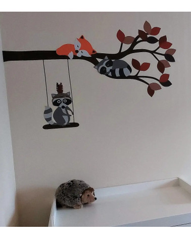 Bosdieren tak kinderkamer muurdecoratie roest rood.