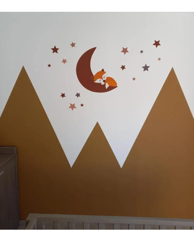 Behangsticker babykamer slapend vosje op de maan roest