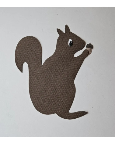 Behangsticker eekhoorn met beukennootje