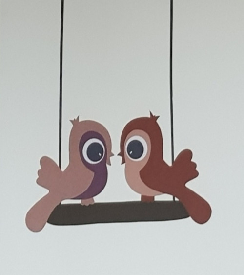 Behang muursticker vogels roestbruin en terracotta.