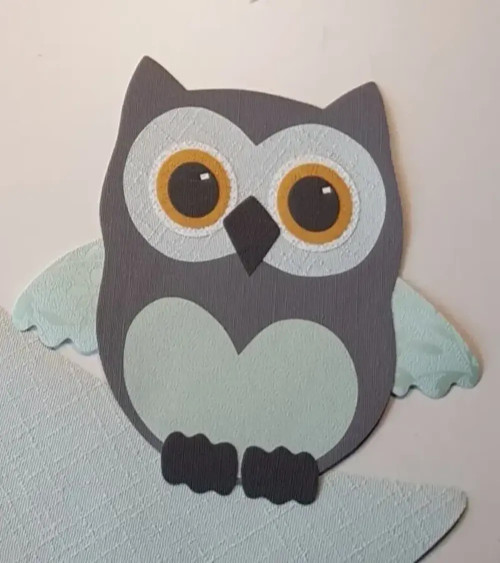 Muursticker behang uil groot mintgroen, grijs, okergeel.