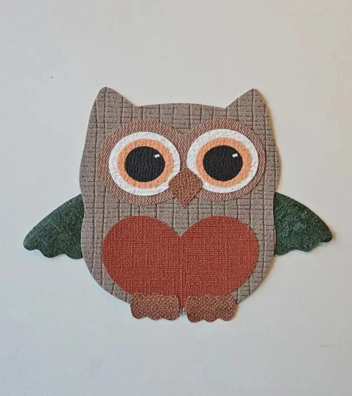 Muursticker kleine behang uil oranje, groen en roest.