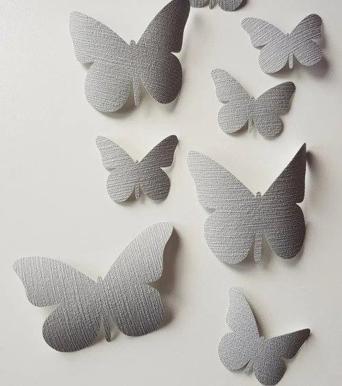 set 3d vlinders muurdecoratie kinderkamer licht grijs.