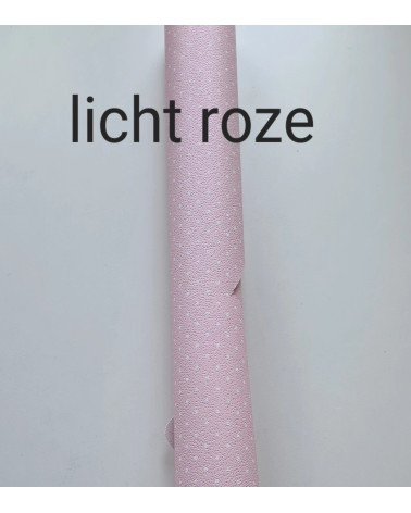 Lichtroze behang