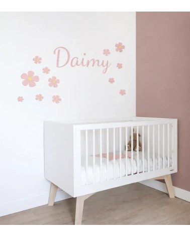 Behang naamsticker roze met bloemen meisjeskamer muurdecoratie.