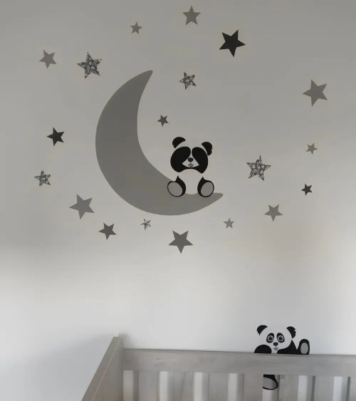 Grijze maan met pandaberen behangsticker babykamer.