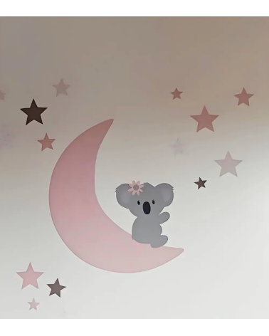 Meisjes babykamer behangsticker zittende koalabeer op een maan met sterren oudroze.