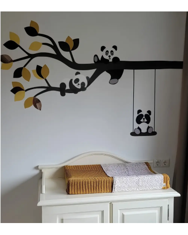 Behangsticker babykamer panda tak okergeel.