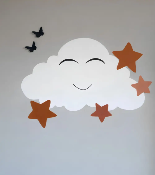 Behangsticker babykamer wolk met roest en terracotta kleurige sterren
