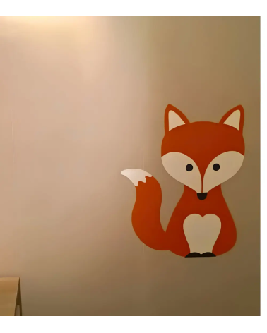 Behangsticker grote vos in babykamer.