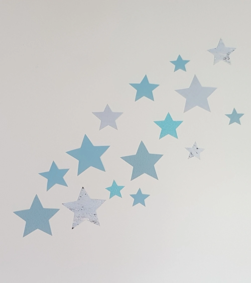 Jongenskamer muurdecoratie set sterren behang stickers lichtblauw.