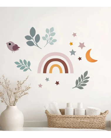 Boho kinderkamer muurdecoratie met regenboog, sterren, boho bladeren en vogel in roze en terracotta.