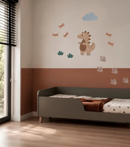 Bruine dino set behangstickers in terracotta kinderkamer.