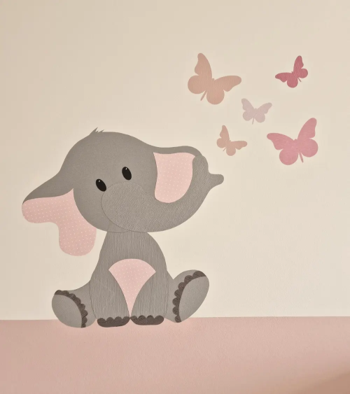 Roze baby olifant muurdecoratie in roze meisjeskamer.